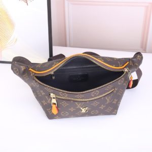 L_V Chest Bag