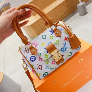 L_V Pillow Bag