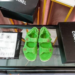 Cha_nel fur shoes