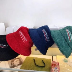 Balen_ciaga Fur Bucket Hat